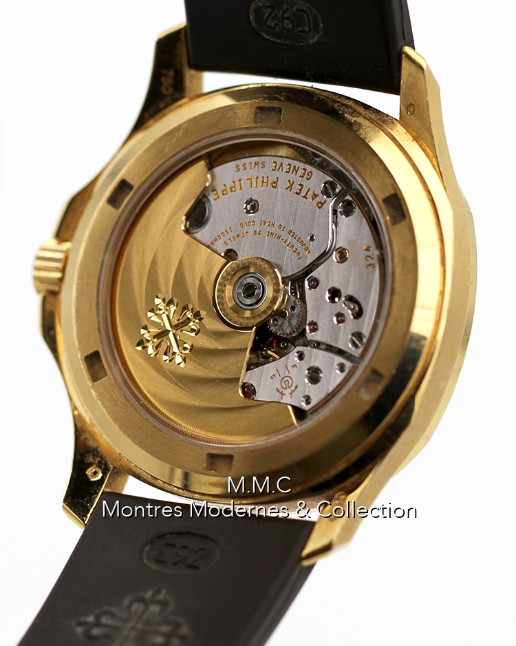 Patek Philippe Aquanaut Luce ref.5068R-001 - Image 6