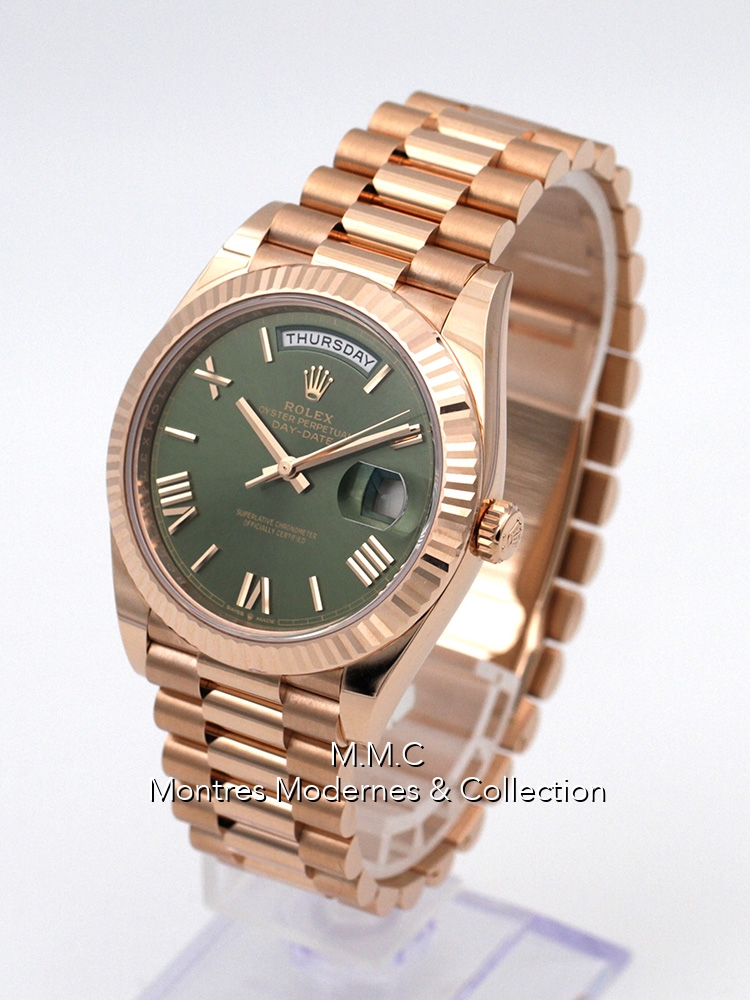 Rolex Day-Date 40 ref.228235 Green Dial - Image 2