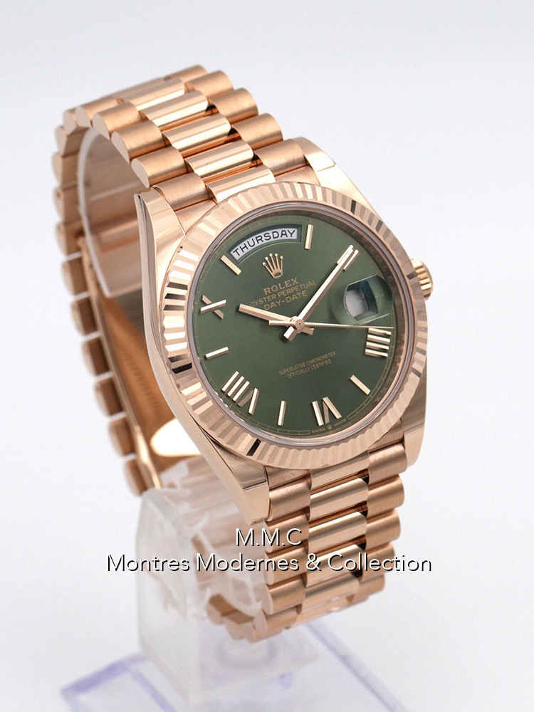 Rolex Day-Date 40 ref.228235 Green Dial - Image 3